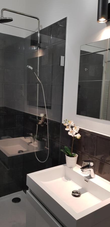 Boutique Ii. Apartment Eger Bagian luar foto
