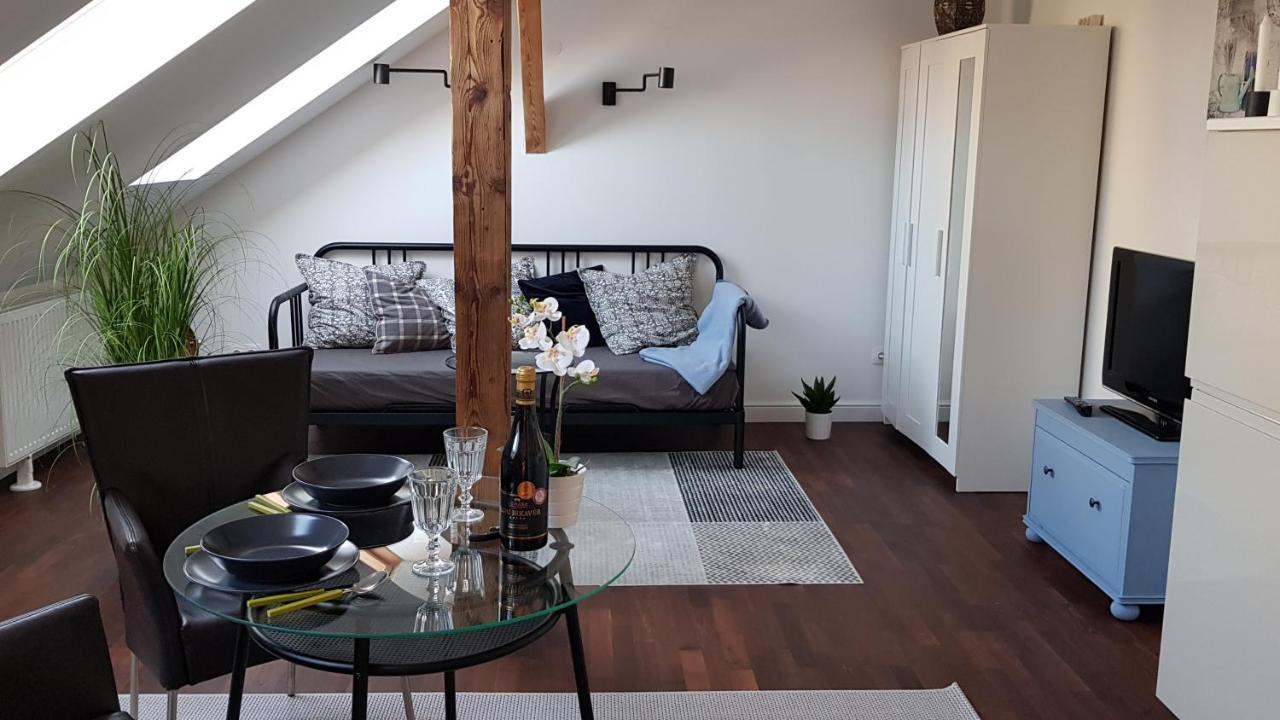 Boutique Ii. Apartment Eger Bagian luar foto